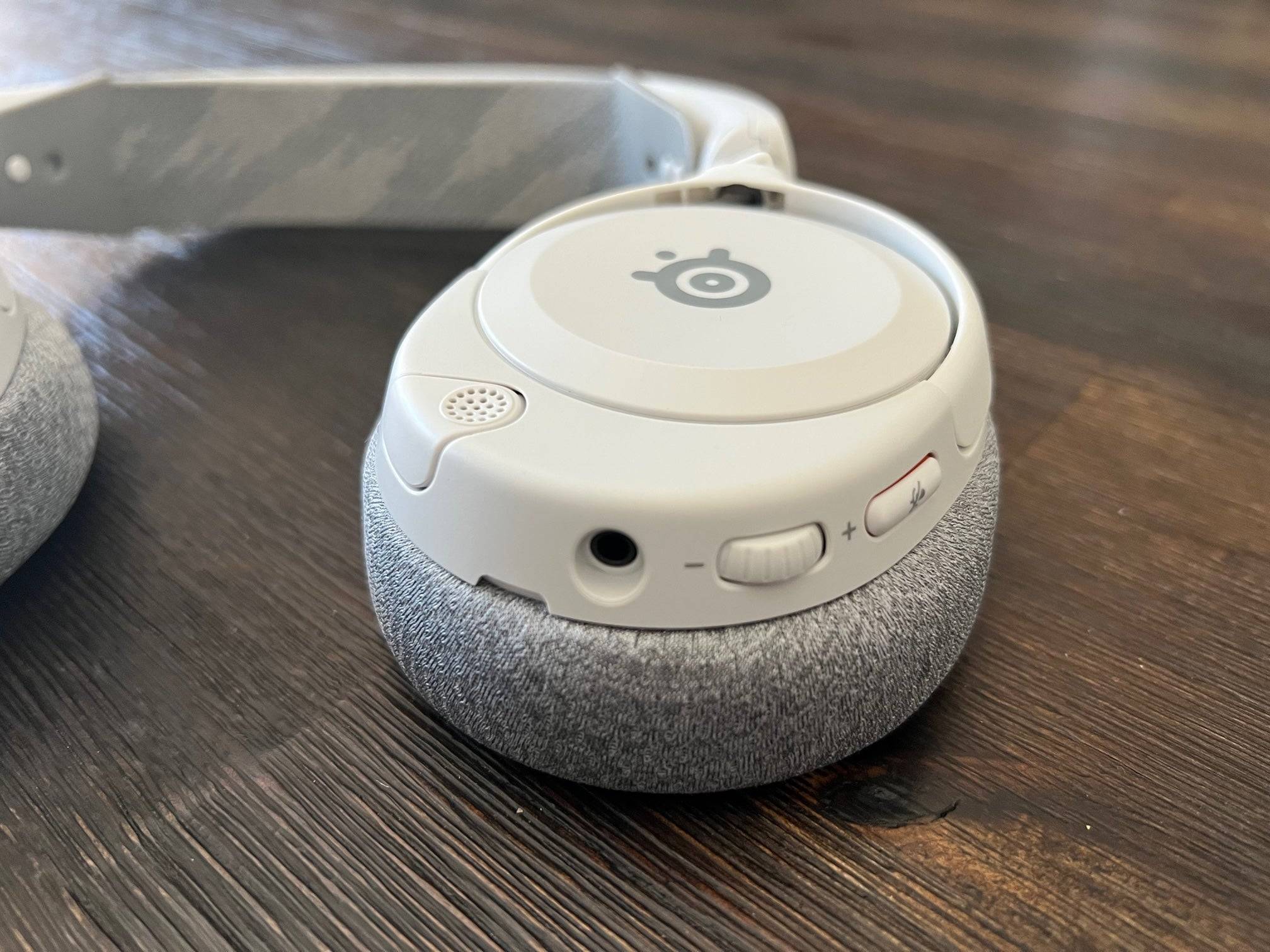 SteelSeries Arctis Nova 1 - Image 6