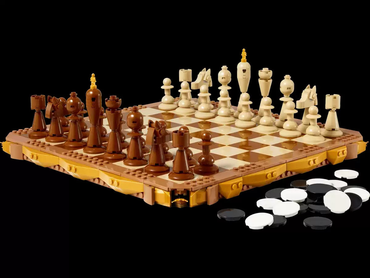 Tradisyonal na set ng chess